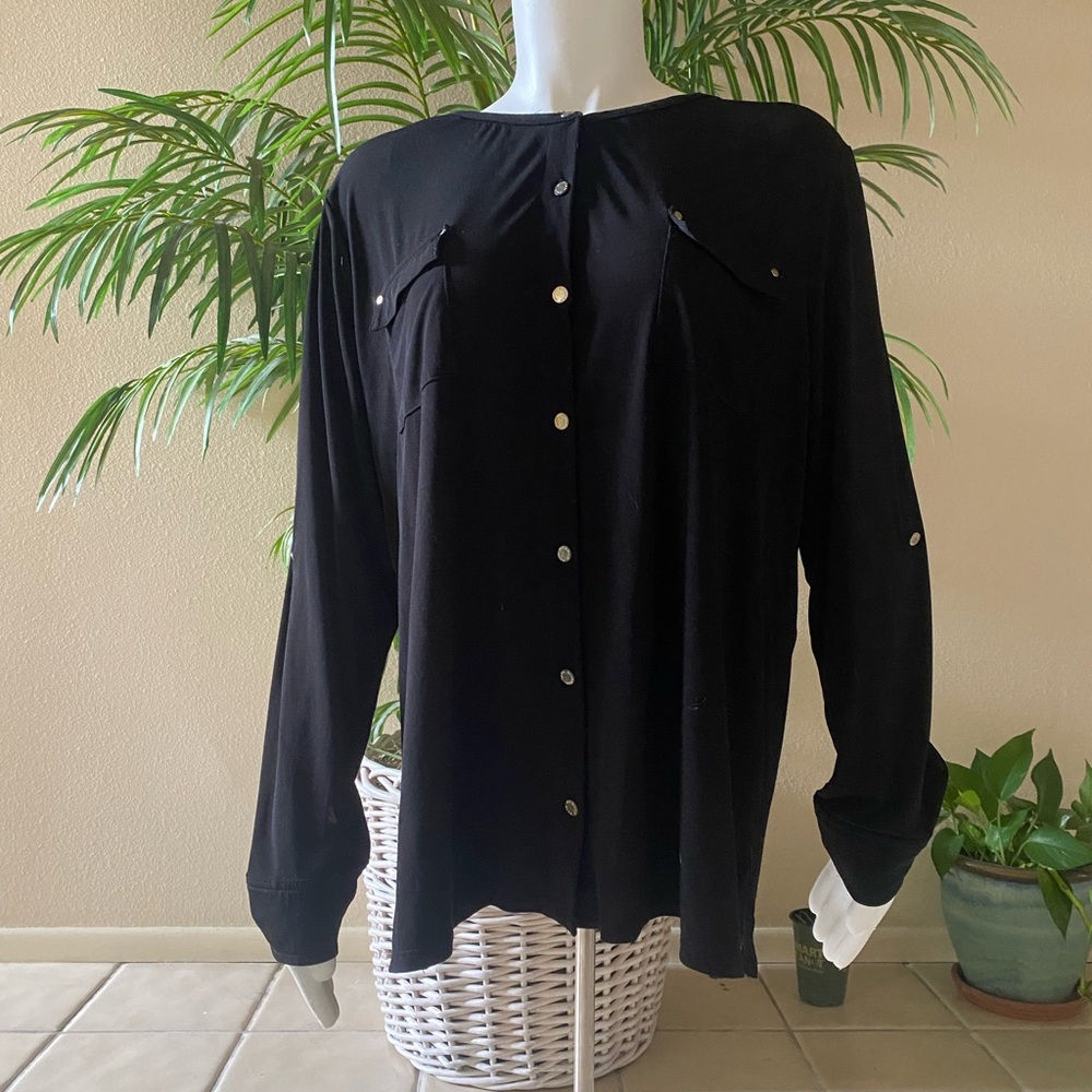 Black buttoned blouse - Picture 5 of 5